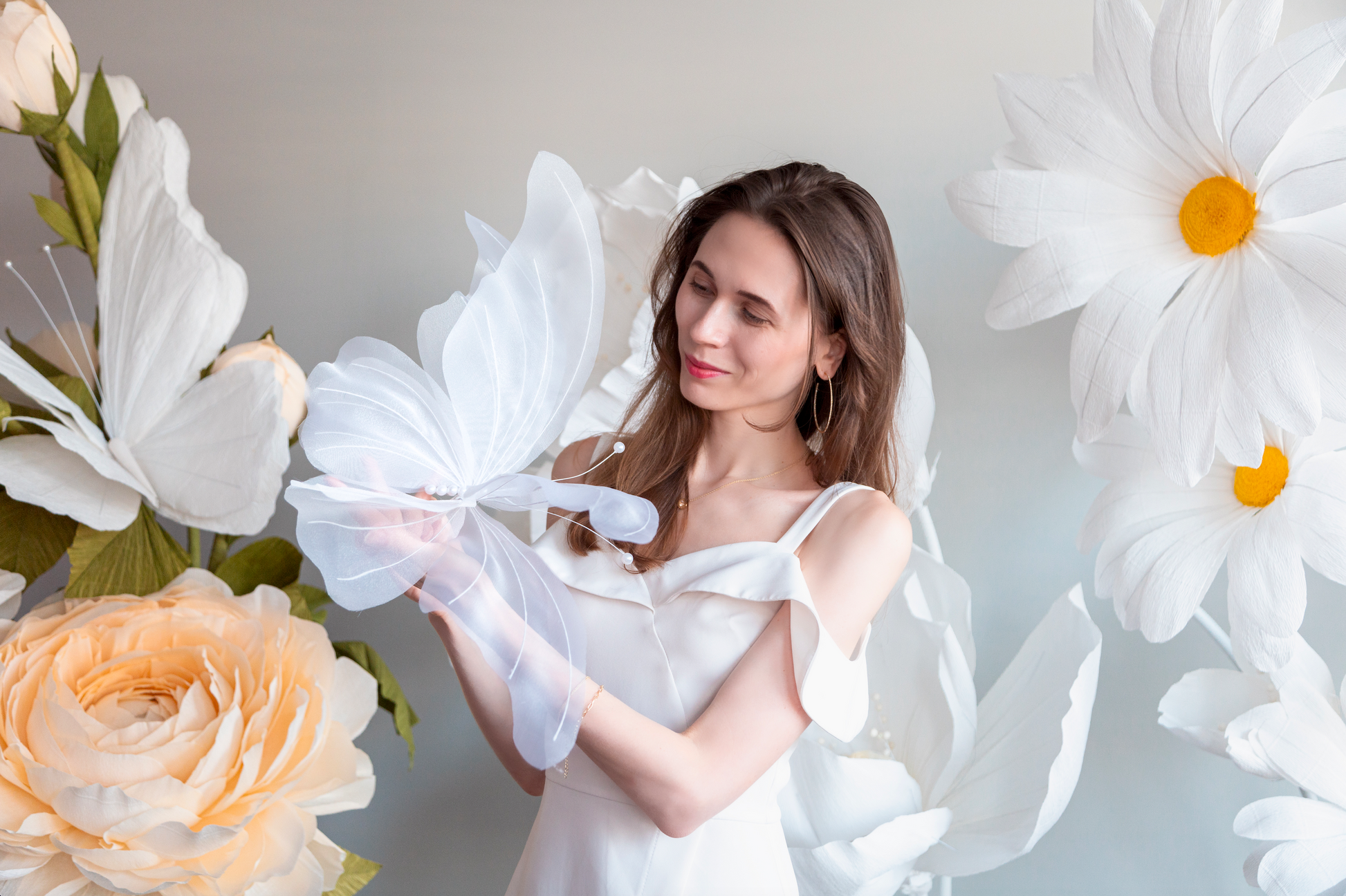 Kit for Giant Silk Butterfly: Organza, wires, glue and everything you would need