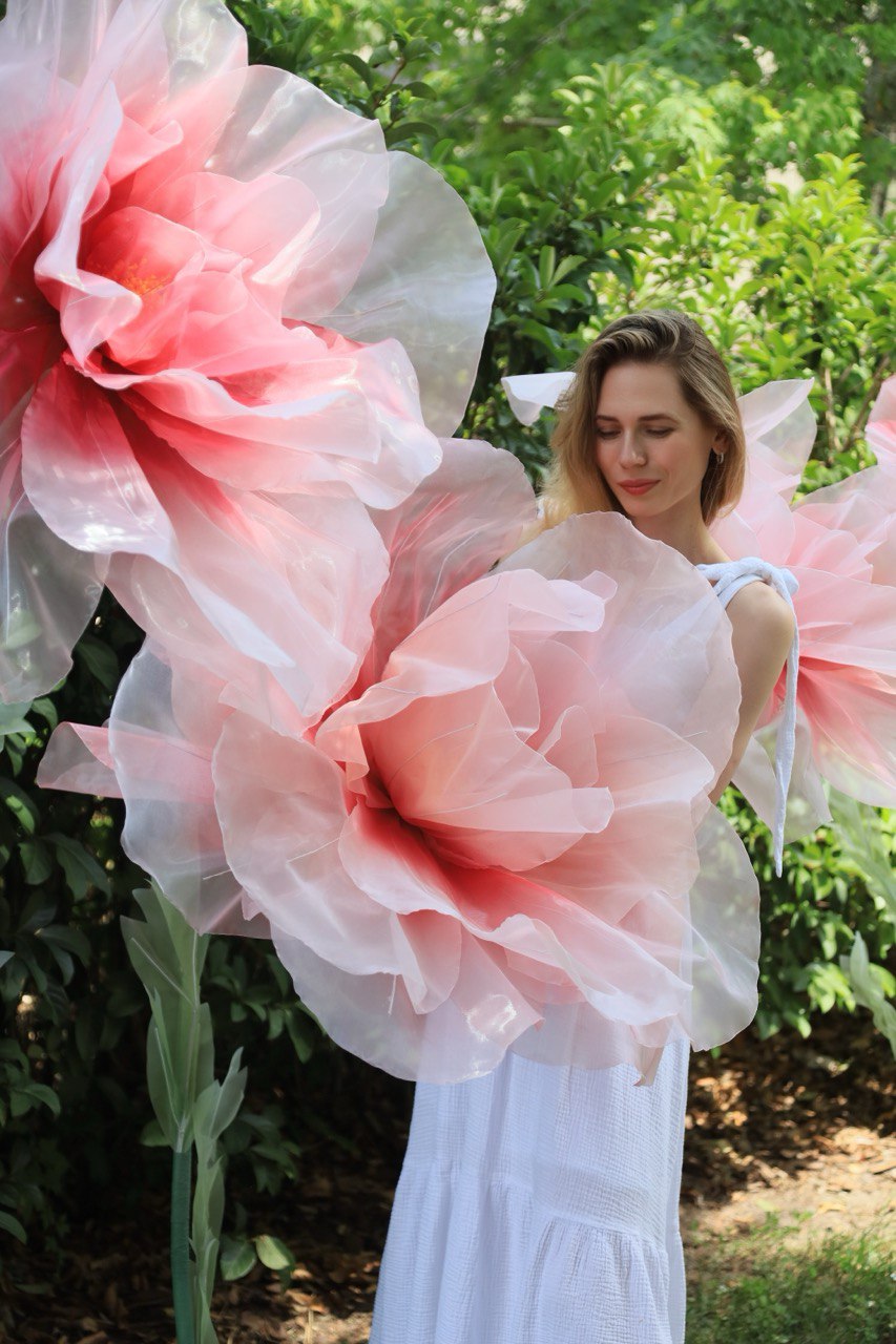 Giant Pink Flowers for Wedding Decor