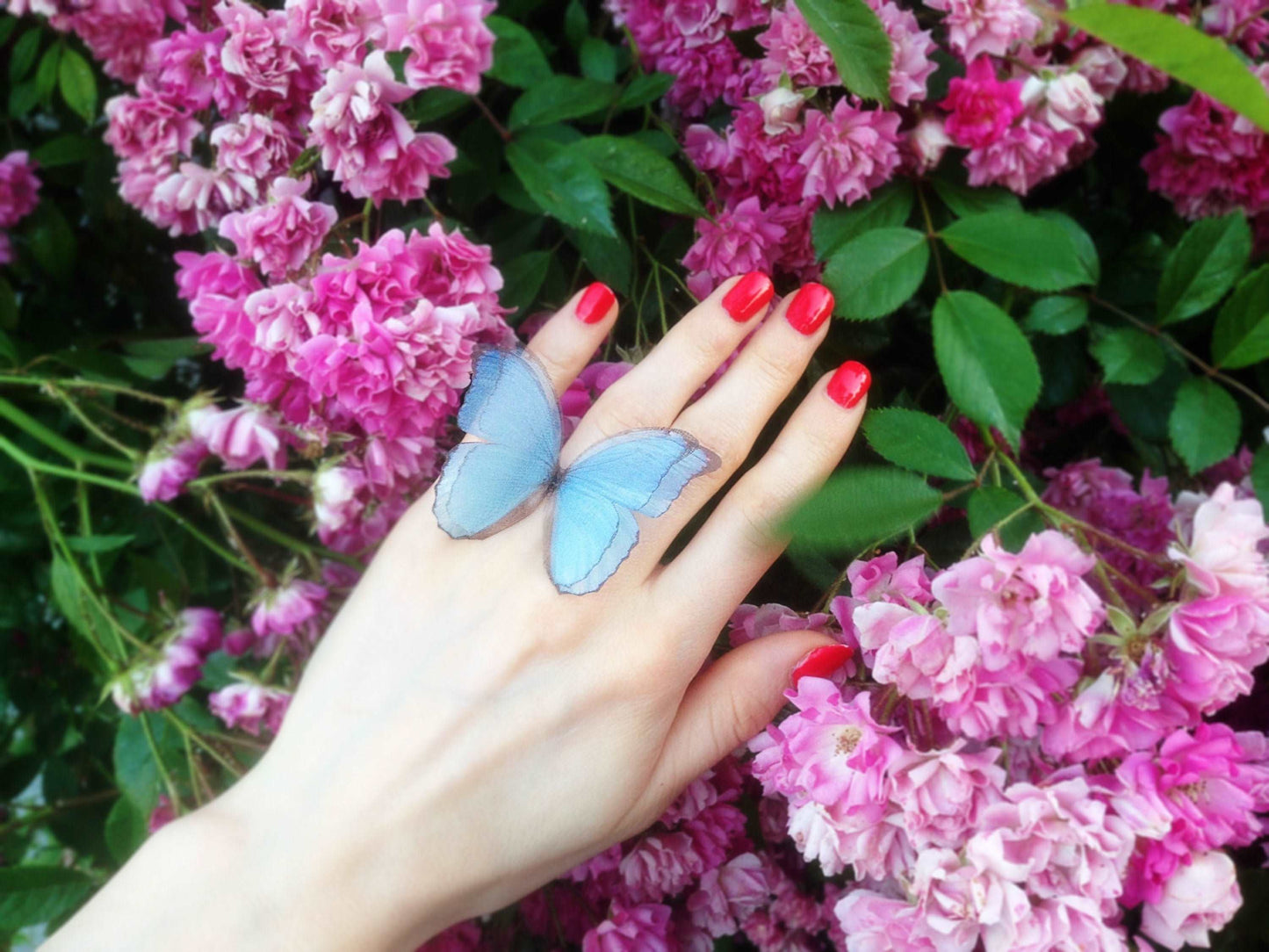 Adjustable band on blue butterfly ring, perfect fit for any finger