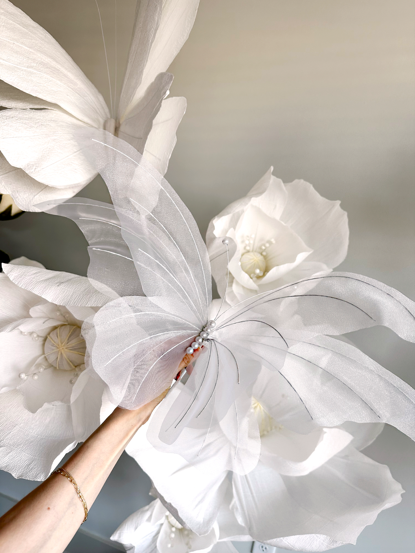 Giant White Silk Butterfly with Foldable Wings – Silk Butterflies