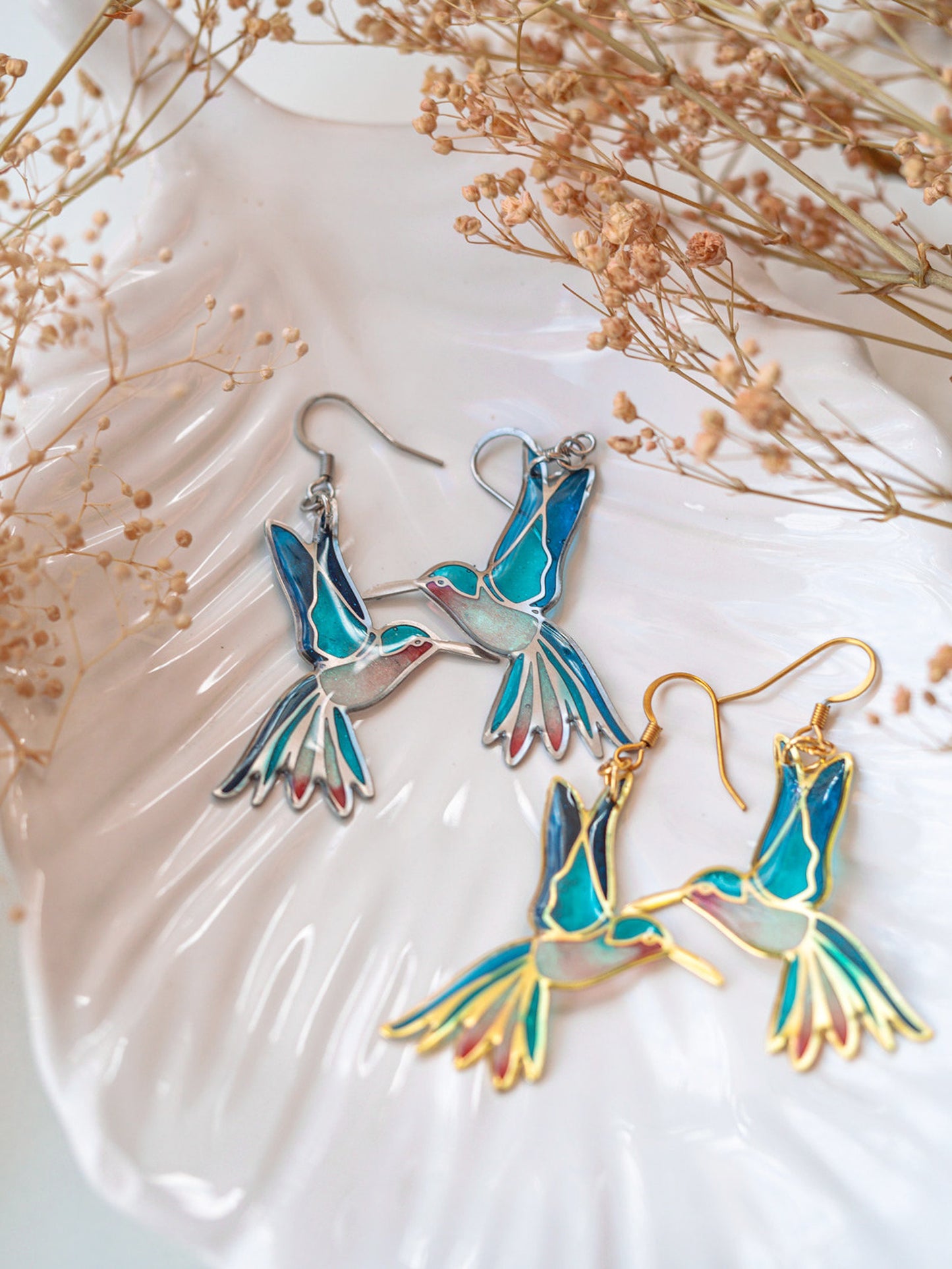 Pendientes de colibrí, pendientes de vidrio minimalistas, joyas de pájaros de oro funky