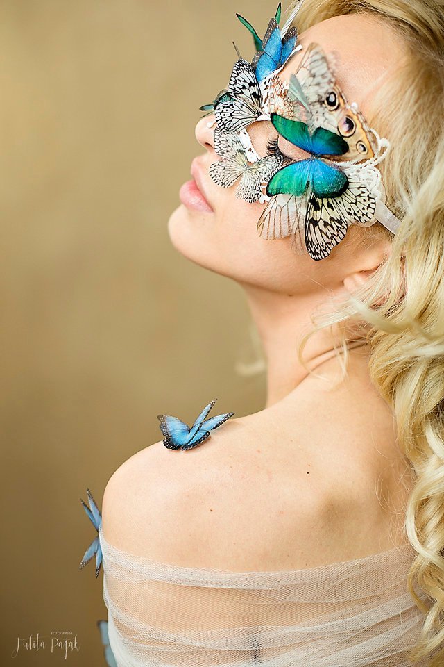 Boho Chic Mask with Butterflies on Blond Girl