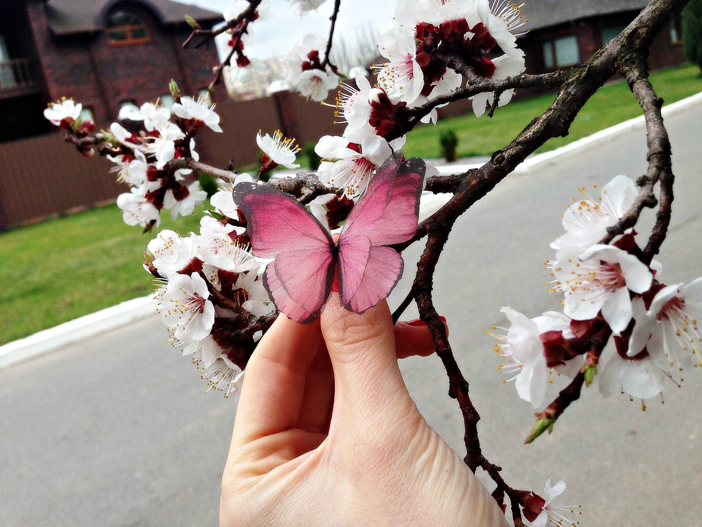 Boho Style Butterfly Ring with Unique Fluttering Effect