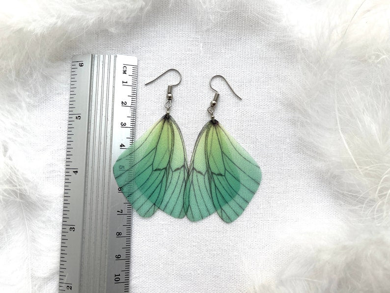 Colorful bug earrings for unique style
